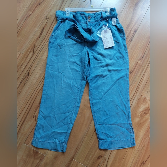 BLOSSOM 100 % tencel cropped wide leg tie waist pants. Size 13/14 - Picture 2 of 7